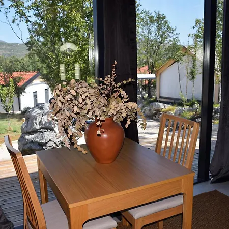 Apartment Oblun Eco - Mirror Podgorica