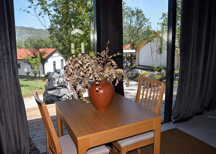 Appartement Oblun Eco - Mirror Podgorica